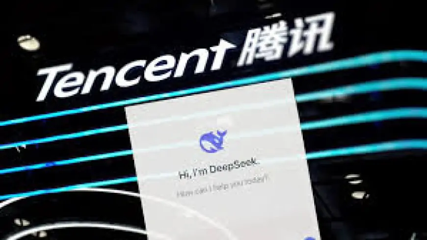 Tencent's Market Value Shoots to 300 Billion, as WeChat Search Integrates DeepSeek Large Model