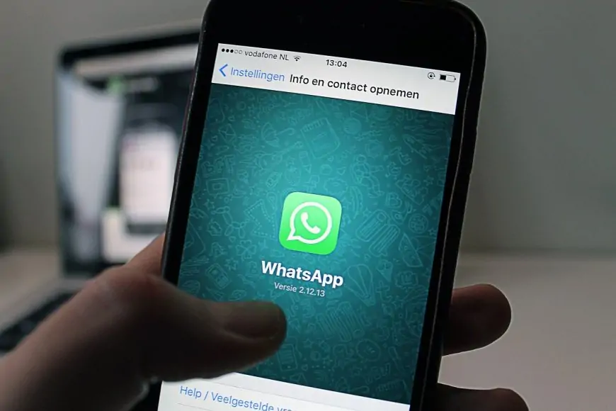 WhatsApp Backs 'Optional' AI Tool Despite Inability to Disable