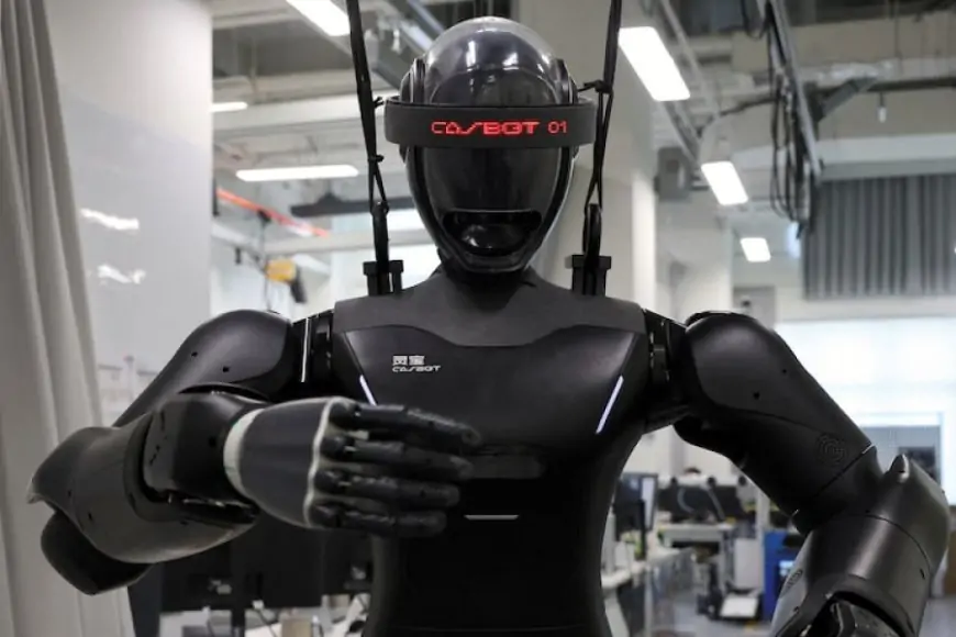China's Humanoid Robots Harness AI to Revolutionize Production