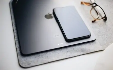 Apple Explores Creation of Proprietary AI ‘Answer Engine’