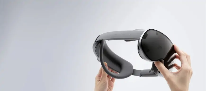 Samsung Launches Galaxy XR an AI-Native Extended Reality Headset for Immersive Experiences
