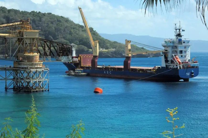 Google LLC to Build New AI Data Center on Tiny Australian Indian Ocean Outpost After Signing Defence Deal