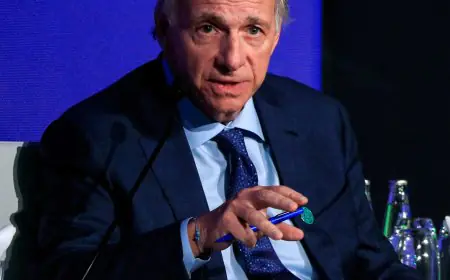 Why Ray Dalio Thinks the AI Market is Entering a Dangerous Bubble Phase