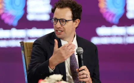 Anthropic Accuses Chinese Labs of Using 24000 Fake Accounts to Siphon US AI Tech