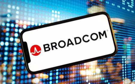 Broadcom Ships Industry's First 2nm 3.5D Custom AI Chip to Fujitsu