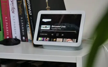Google Nest Hub Max is still the ultimate smart home centerpiece