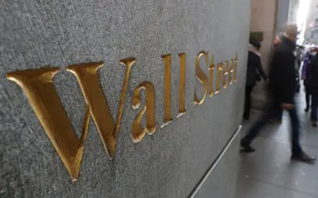 AI "Super Cycle" Drives Wall Street Deal Surge as Banks Reap Record Fees from Infrastructure Financing
