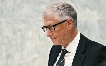 Bill Gates Warns AI Risks Are Escalating as He Seeks Talks With China’s Xi Jinping