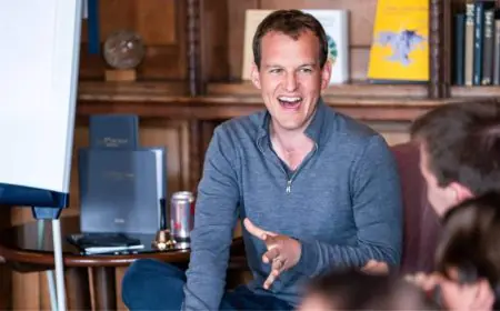 UK AI Strategy Architect Joins Anthropic, Triggering Conflict-of-Interest Questions
