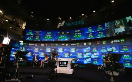 Anthropic Files to List as ANT With an $80.7 Billion Paper Loss and Founders in Control